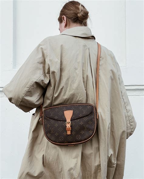 sac louis vuitton jeune fille|sac louis vuitton femme soldes.